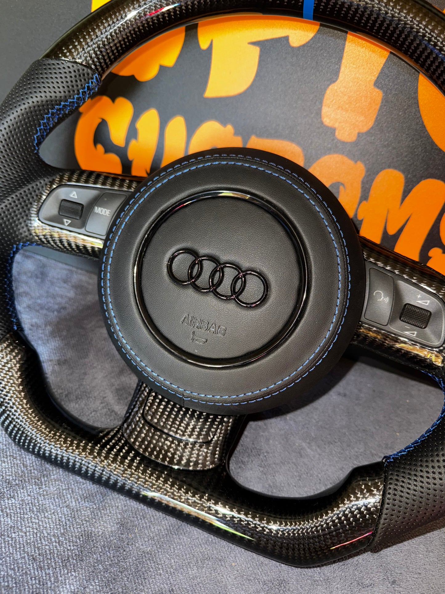 CARBON FIBRE STEERING WHEEL