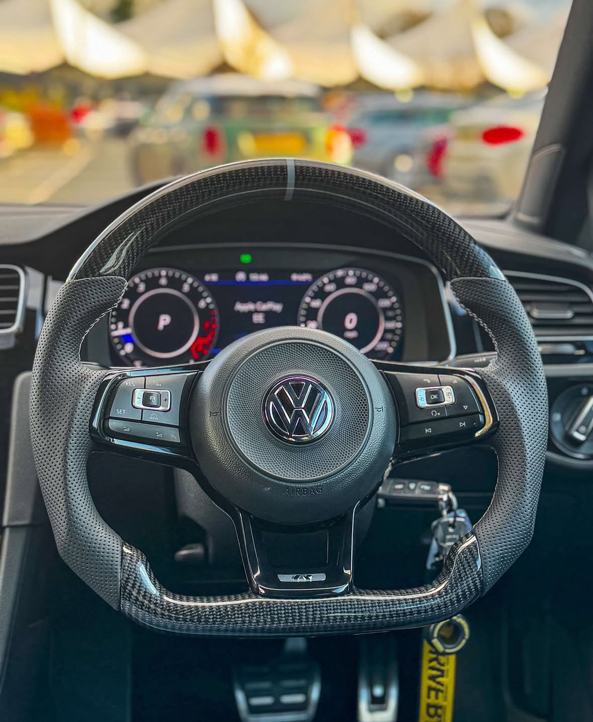 CARBON FIBRE STEERING WHEEL - GREY