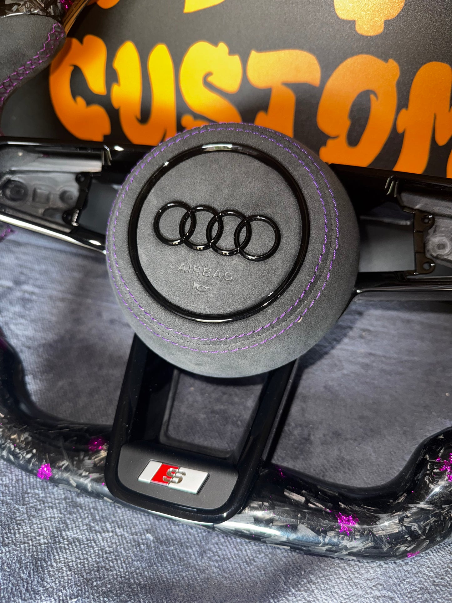 AUDI R8/TT FORGED CARBON FIBRE / ALCANTARA FLAT BOTTOM CUSTOM STEERING WHEEL